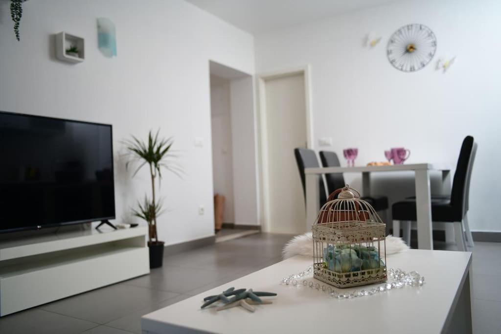 Wave N' Sea Apartment With A Private Pool Dubrovnik Luaran gambar