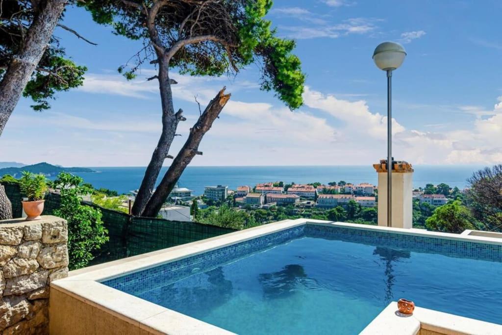 Wave N' Sea Apartment With A Private Pool Dubrovnik Luaran gambar