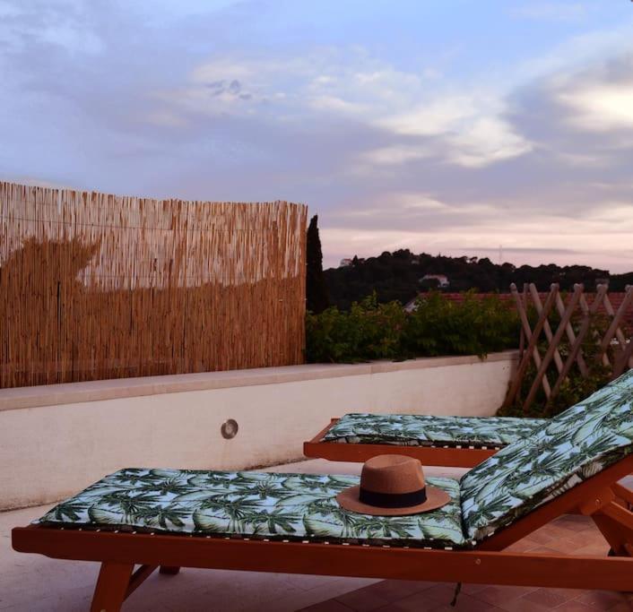 Wave N' Sea Apartment With A Private Pool Dubrovnik Luaran gambar